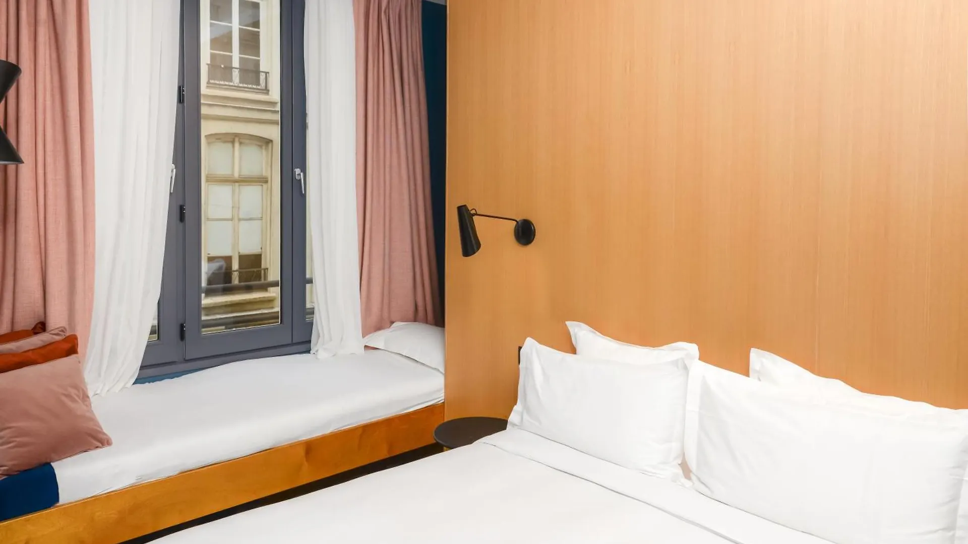 פריז Hotel Edgar & Achille