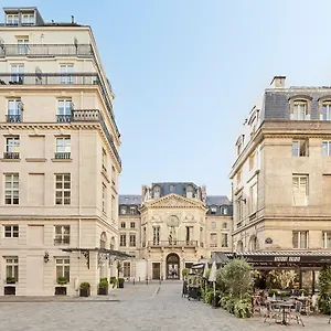 Grand Du Palais Royal Hotel