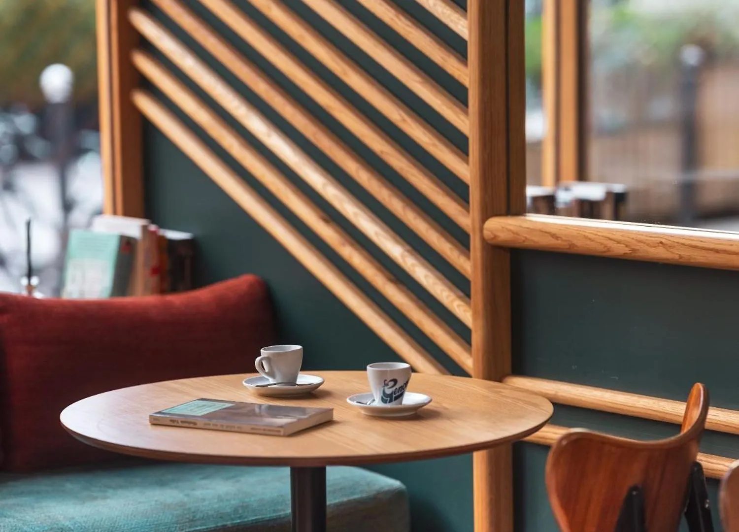 ***  Hotel Edgar & Achille Paris France